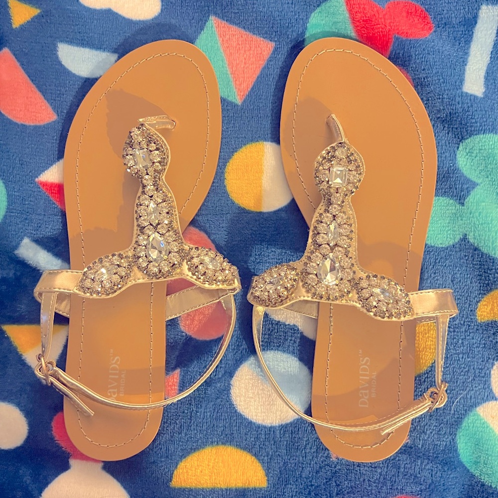 Perfect dress sandals!